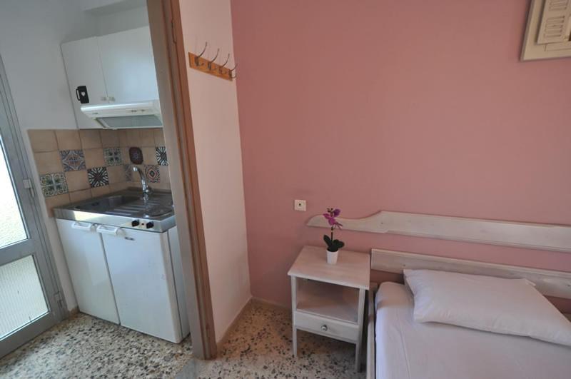 شقة Studio Ermioni Fresh 2 يميناريا المظهر الخارجي الصورة